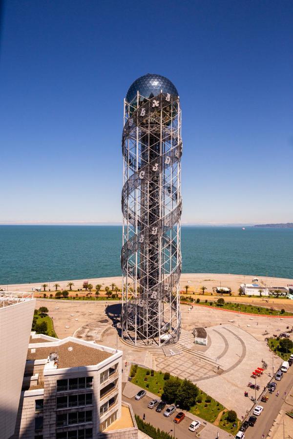 Апартаменты G-Point. Porta Батуми Экстерьер фото